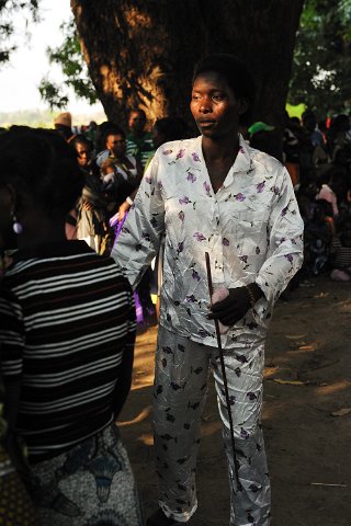 _711000-F2010___11329 Mozambique, village près de Cobue, compétition de danse CHIODA entre villages