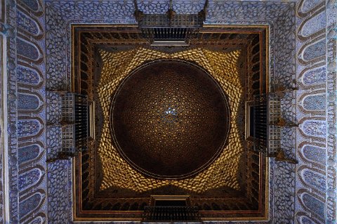 F2012___18225 Seville, Alcazar Real, palais Don Pedro, vue du salon des ambassadeurs