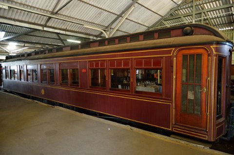 2430F2012___31899 Musée du chemin de fer: Wagon salon privé de Cecil Rhodes, utilisé également en 1896 pour le transfert de sa dépouille du Cap aux monts Matopos