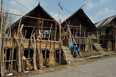 28650F2015___02649 Village de Hong, près de Ziro, maisons traditionnelles