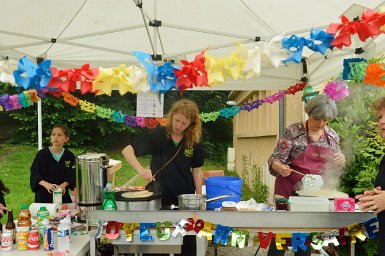 MJC 40 ans Et tout le matin, celles qui ne marchaient pas, préparèrent des crêpes