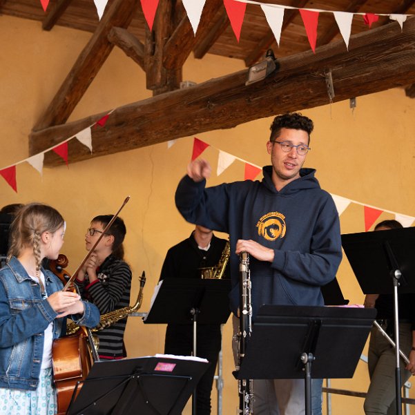 Musique Après 9 ans d'une présence dynamique et conviviale, Yannick Pirri animait son dernier concert à la MJC avant de...