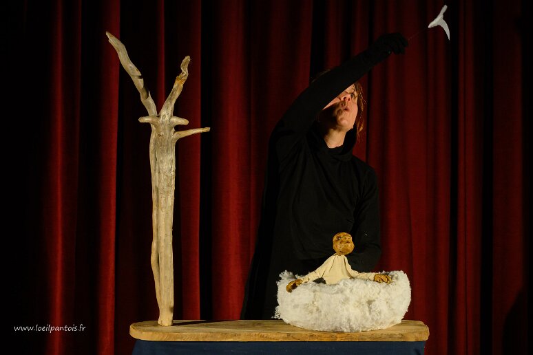 20251210__32624 Cumulus, un spectacle de la fichue compagnie de, et avec Chloé Gil