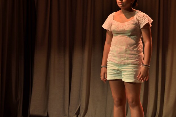 L'Odyssée Une pièce de Marion Aubert mise en scène par Daniel Willy avec le groupe 6e-4e du lundi: Mila Bouani tcheumaleu, Coline...