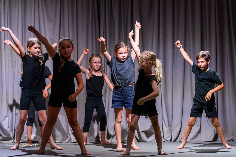 20260620__37773 MJC Fontaines Saint Martin, spectacle de fin d'année, ateliers danse 1 et 2 du mercredi matin, animés par Heloise Pedrinelli
