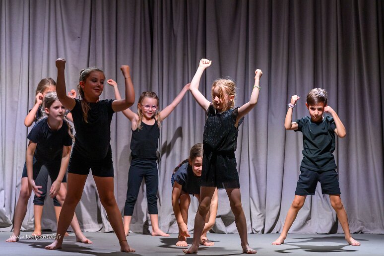 20260620__37774 MJC Fontaines Saint Martin, spectacle de fin d'année, ateliers danse 1 et 2 du mercredi matin, animés par Heloise Pedrinelli