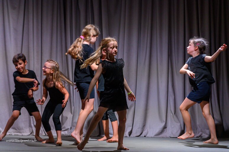20260620__37790 MJC Fontaines Saint Martin, spectacle de fin d'année, ateliers danse 1 et 2 du mercredi matin, animés par Heloise Pedrinelli