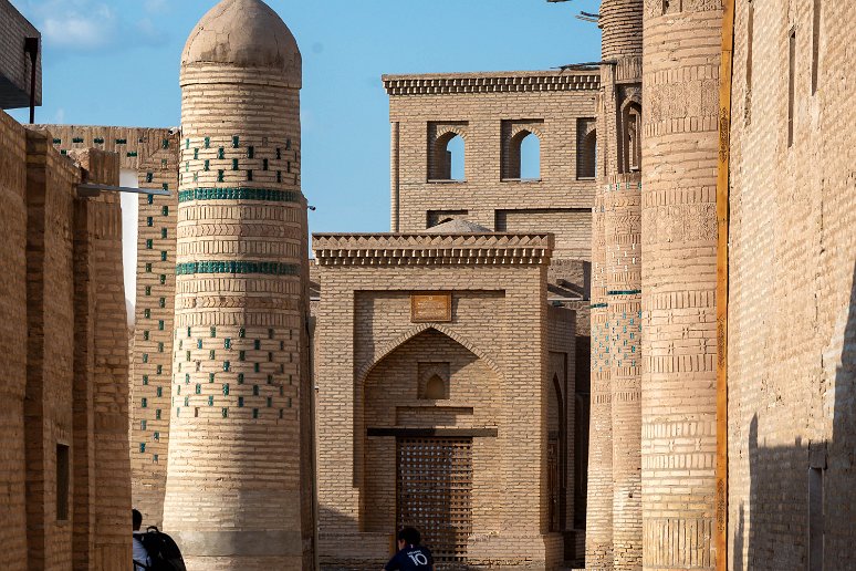 20230517__00151-101 Près du palais Tach Khaouli, mausolée Uch Avliyo Bobo