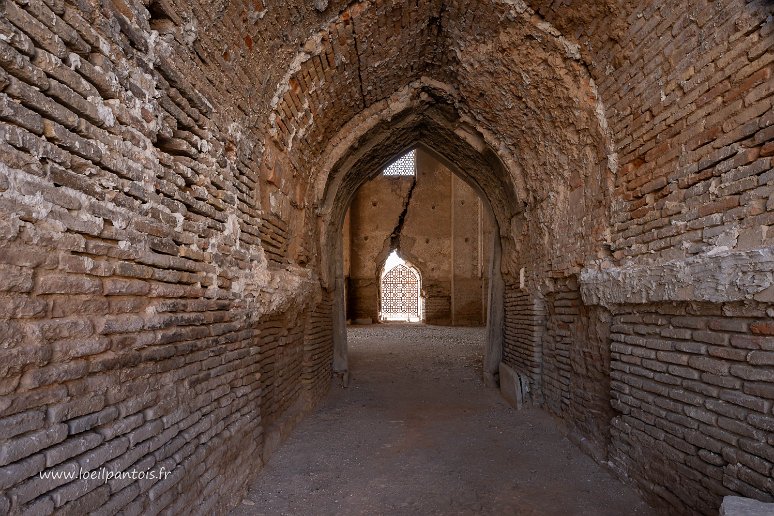 20230529__00525-91 Iwan Ouest mosquée Bibi khanum: le bâtiment ouest encore gravement endommagé suite au tremblement de terre de 1897