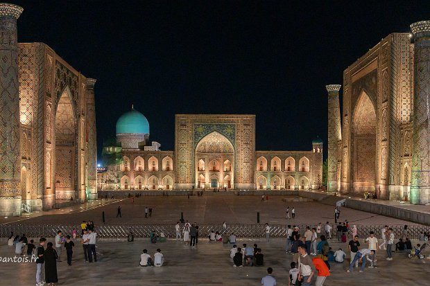 Samarcande 1 Comment diviser cette présentation autrement que par jour tant les monuments et sites exceptionnels sont nombreux. Cette...