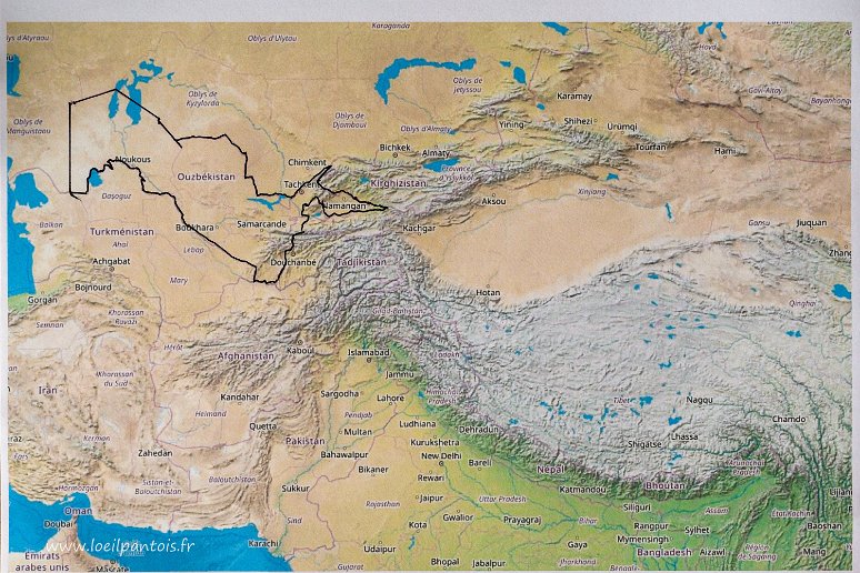 Le relief de l'Ouzbékistan Cart en relief de l'Ouzbékistan et de la région (carte Open Street Map)