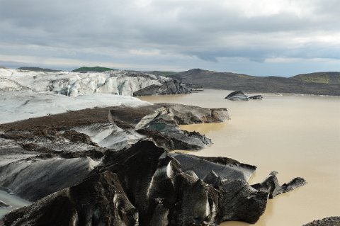 12340F2013___15565 ...Vers son lac glaciaire...