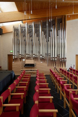 31210F2013___17832 L'orgue construit par l'atelier Klais de Keulen (Allemagne) a été mis en service en décembre 2011. Il cherche à évoquer les orgues basaltiques si fréquents en...