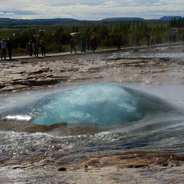 Le Cercle d'Or A quelques kilomètres de Reykjavik, Geysir, la cascade de Gulfoss, et Þingvellir, le site historique le plus important...