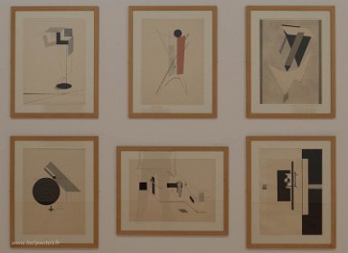 Lisbonne 1er mai 2017 Lazar El Lissitzky, Kestnermappe Proun, 1923 (lithographies imprimées comme cadeau de nouvel an pour la société Kestner.