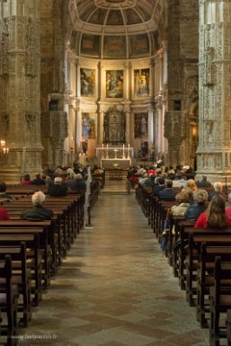 Lisbonne 30 avril 2017 Eglise du monastère des Hiéronymites, nef et choeur
