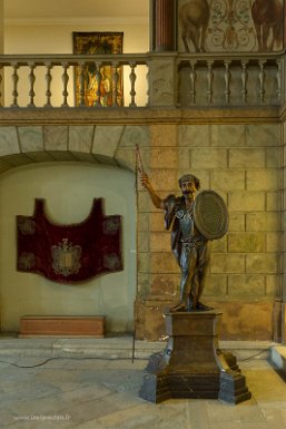 Lisbonne 30 avril 2017 Belèm, ancien musée des carosses, Figure de bois de jeu equestre dit Estafermo (XVIIIe s) où il s'agit de faire tourner la statue sans être touché par le fouet.