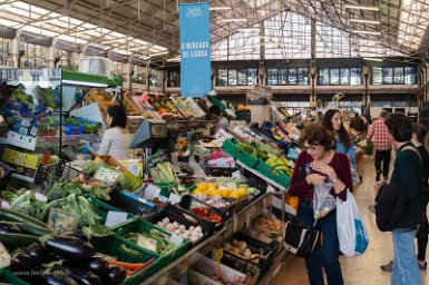 Lisbonne-musée national arte antica 6 mai 2017 Mercado da Ribeira, en un même endroit, les meilleurs chefs de Lisbonne et une halle traditionnelle.