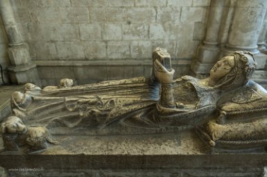 Lisbonne 1er mai 2017 Sé Patriarcal (cathédrale de Lisbonne), chappelle de Ste Anne, Sarcophage gothique d'une infante portugaise (XVIe siècle)