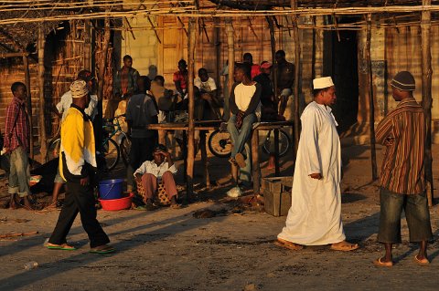 _338000-F2010___9144 Mozambique, Mocimboa di Praia, le Port au petit matin