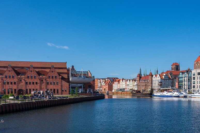 DSC_3574 Philharmonie de la Baltique, dite Frédéric Chopin, installée depuis 2002 dans une ancienne centrale électrique construite en 1898