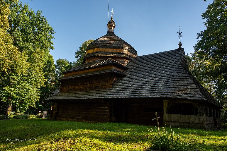 DSC_1545 Ulucz, église orthodoxe de l'ascension du seigneur (1659). Devenue église paroissiale grec-catholique au XVIIIes , elle a été abandonnée en 1947 après la...