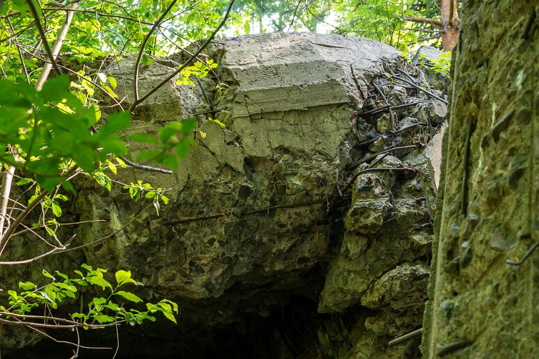 DSC_1726 Vestiges de la ligne Molotov, sorte de ligne Maginot construite entre 1940 et 1941 par l'URSS sur sa frontière occidentale des pays baltes aux carpates sur 1300...