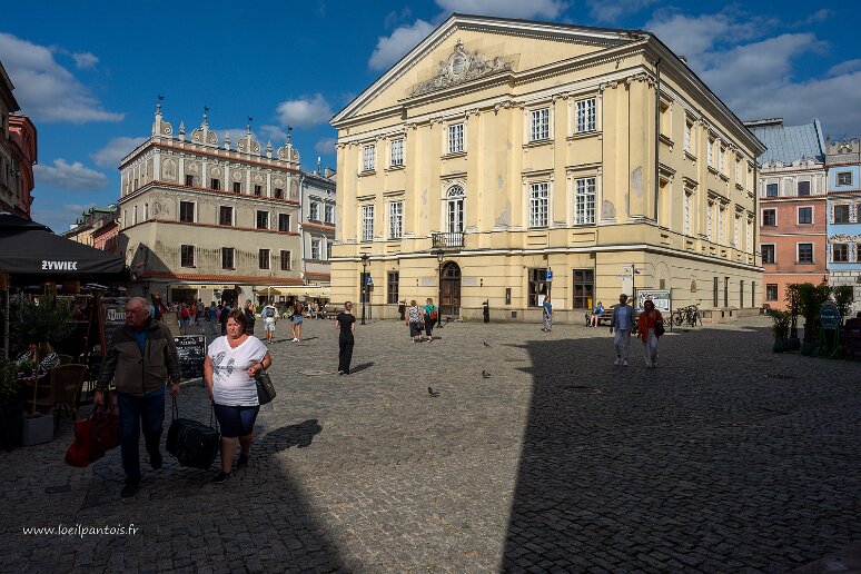 DSC_2009 Rynek,le tribunal de la couronne, qui fut l'hotel de ville, construit en 1389, largement reconstruit en 1781