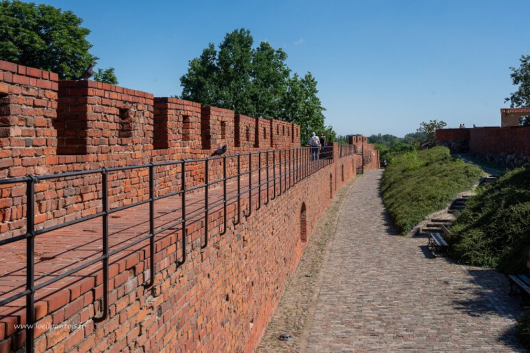 DSC_2483 Remparts de Varsovie, rendus éternellement célèbres par la chanson de Jacques Brel