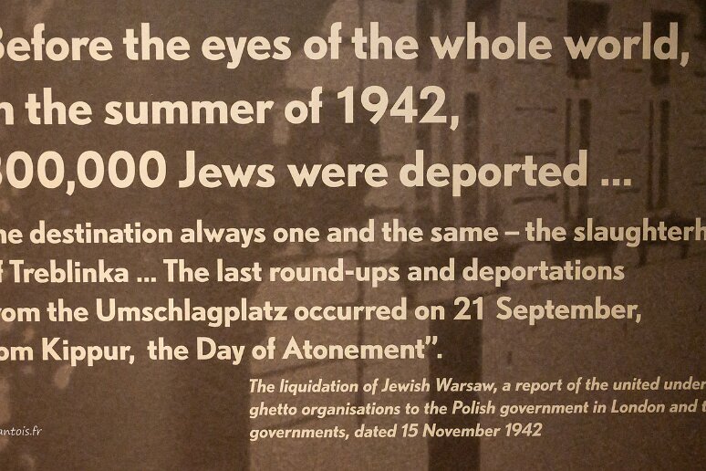 DSC_2852 Musée de l'histoire des juifs polonais, extrait du rapport du 15 novembre 1942 des organisations clandestines du ghetto sur le massacre des juifs de Varsovie...