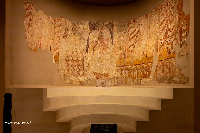 DSC_2609 Musée national de Varsovie, fouilles de Faras, La Vierge et l'enfant avec les apôtres, les rois de Nubie et un évêque