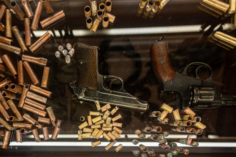 DSC_2312 Musée de Katyn, munitions retrouvées dans les fosses des massacres