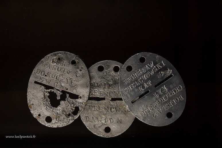 DSC_2339 Musée de Katyn, plaques de prisonniers polonais