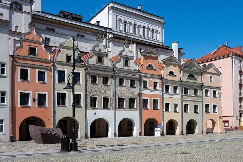 DSC_0114 Legnica, 8 maisons du début XVIe s dites 