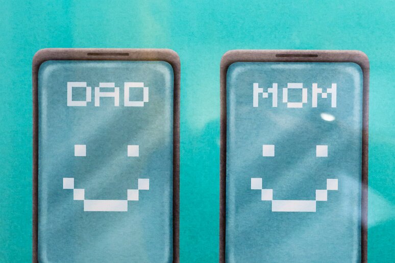 DSC_0143 Legnica, exposition internationale Satyrykon 2024, gardians de Julia Kraska (pl)