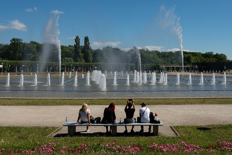 DSC_0668 Parc de la halle du centenaire, Fontaines multimédia de Wrocław, 2009, les plus grandes du type en Europe avec des spectacles le soir
