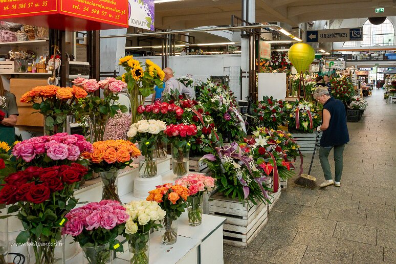 DSC_0273 Hala Targowa: stands de fleuristes