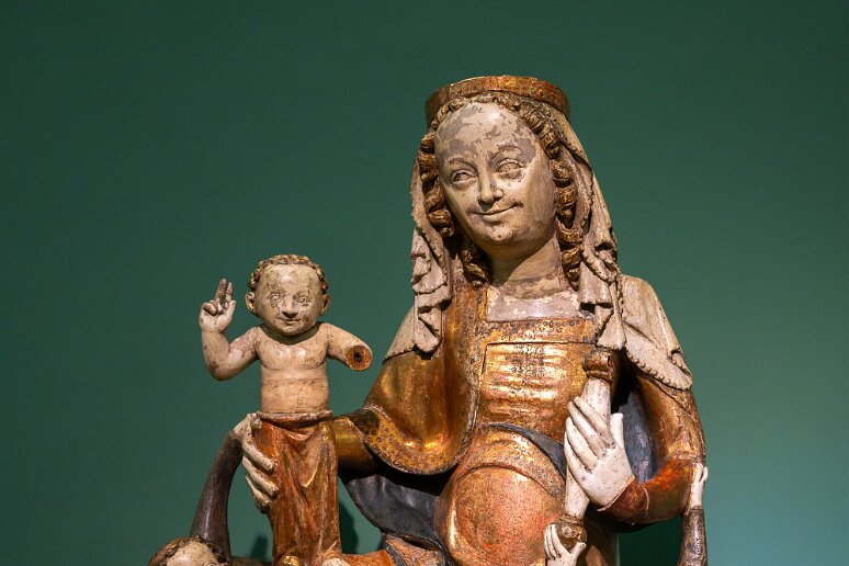 DSC_0513 Musée national, Vierge à l'enfant tronant sur des lions, 1330-1360