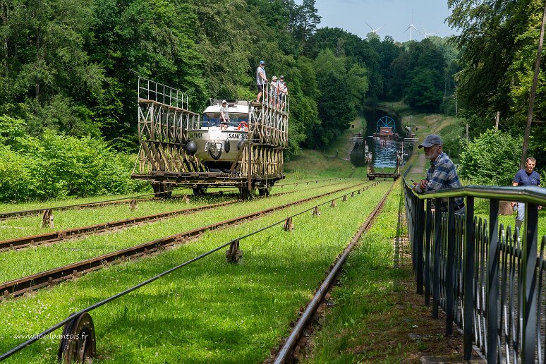 DSC_2957 Canal d'Elblag, cale de Pochylnia Jelenie. Le canal est surtout connu par ses plans inclinés qui remplacent les écluses en économisant énormément d'eau...