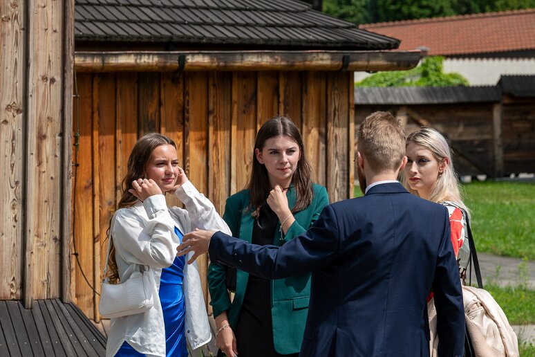 DSC_1136 Nova Huta, préparatifs de mariage dans l'église St Barthelemy