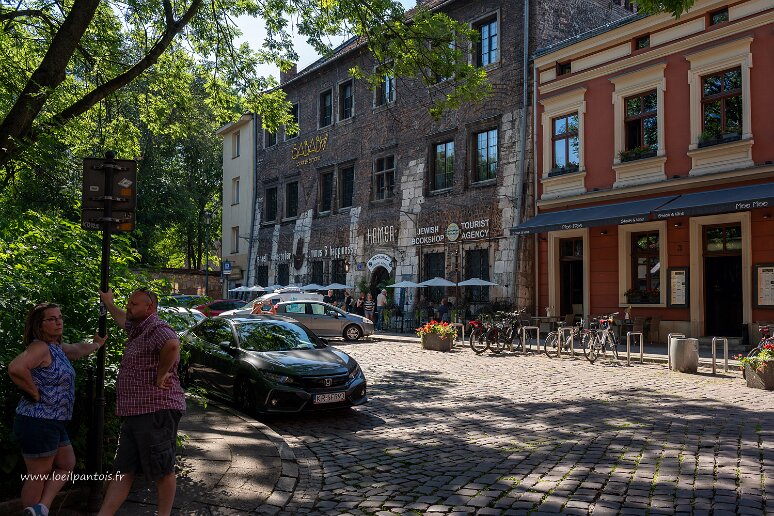 DSC_1333 Kazimierz, rue Szeroska, restaurant Hamsa de spécialiltés moyen-orientales.