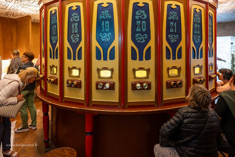 DSC_1354 Usine Emalia d'Oskar Schindler, qui fut, avec la pharmacie, un centre de résistance important. Fotoplastikon (version polonaise du Kaiserpânorama breveté en...