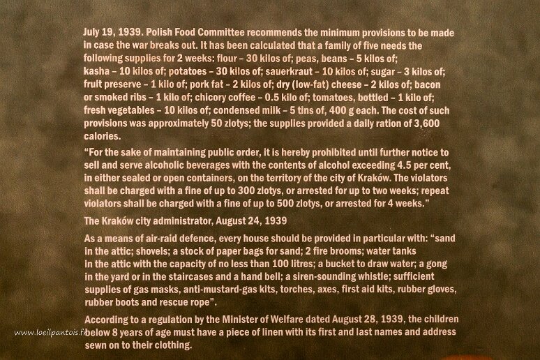 DSC_1355 Usine Emalia d'Oskar Schindler, traduction anglaise des circulaires de préparation à la guerre de juillet 1939