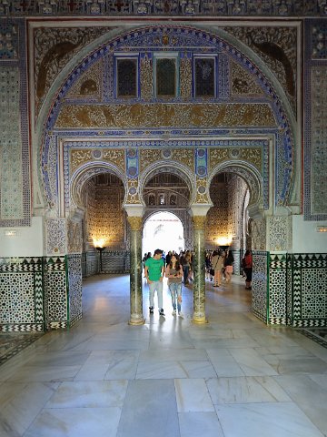 F2012___18223 Seville, Alcazar Real, palais Don Pedro, vue du salon des ambassadeurs