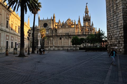 F2012___18172 Seville , matin dans Santa Cruz