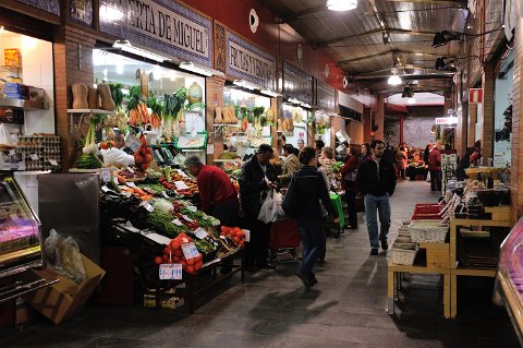 F2012___18598 Seville: mercado de Triana