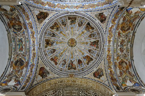 F2012___18042 Seville , musee des beaux arts, plafond de la chapelle