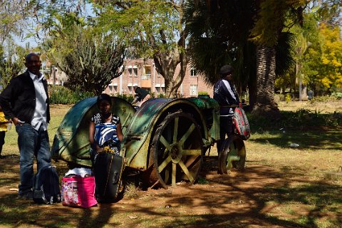 1940F2012___31451 Masvingo, jardin public