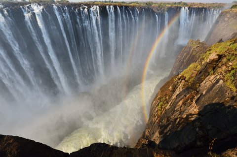 4150F2012___33693 Chutes Victoria, chutes de l'arc en ciel