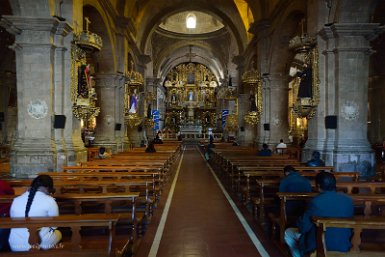 F2016___14432 La Paz, église San Francisco, construite pour l'essentiel au XVIIIe s sur l'emplacement de l'église du XVIe s (détruite par une chute de neige !!!) , en partie...